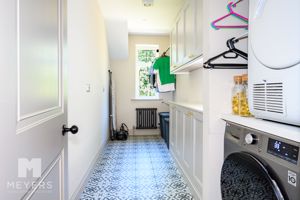 Photo 17- click for photo gallery